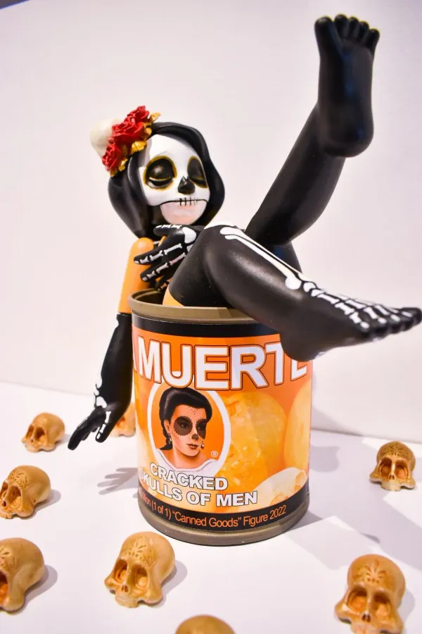 La Muerte Toy Show 1E: Canned Goods: La Muerte — imagen La Muerte Toy Show 1E: Canned Goods: La Muerte