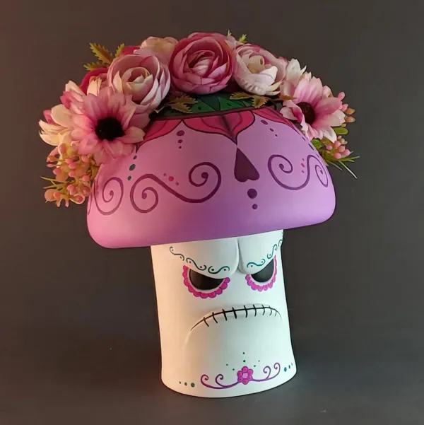 La Muerte Toy Show 1E: La Muerte Mega Mad Mushroom