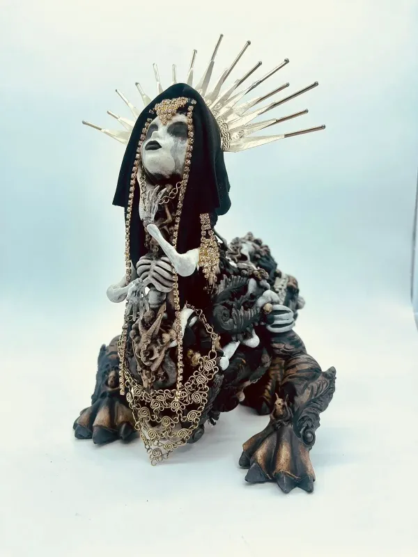 La Muerte Toy Show 1E: Nuestra Señora De Los Condenados — imagen La Muerte Toy Show 1E: Nuestra Señora De Los Condenados