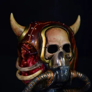 Marva The Skull Daruma: Inside