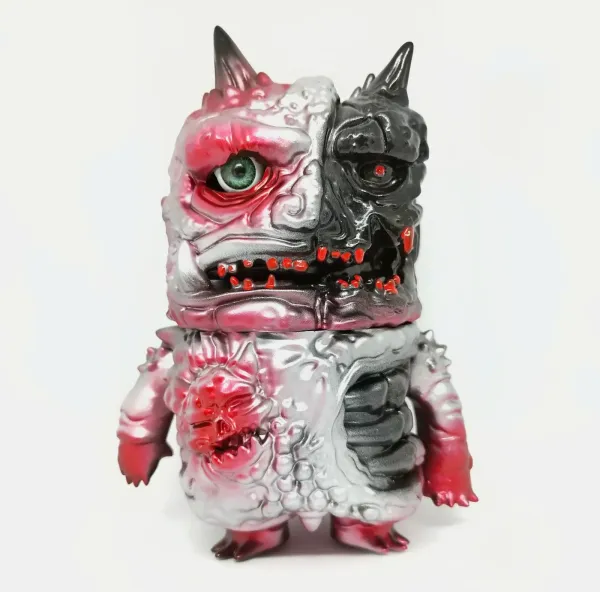 Oni Zombie Plateado con Ojo
