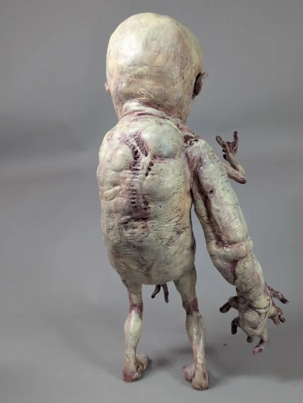 2026/09/1000063286-20260906-150714-614.webp LONELY PUDDINGS LA MUERTE TOY SHOW 3 EDITION X JASE DANIELS (UK)